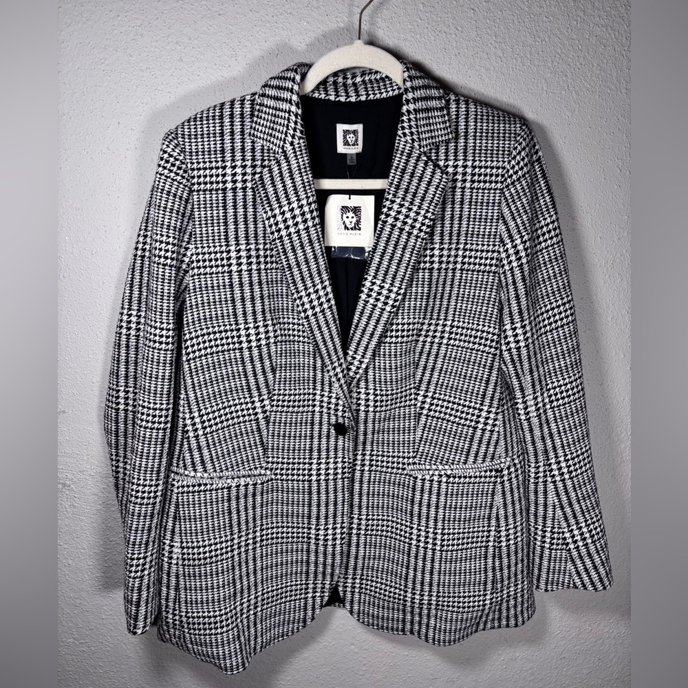 ANNE KLEIN women's Black and White Plaid Blazer